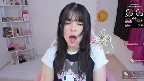 Hanna  Idependent Model   online show from 30, 1, 2025