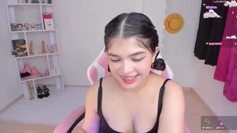 Hanna  Idependent Model   online show from 13, 2, 2025