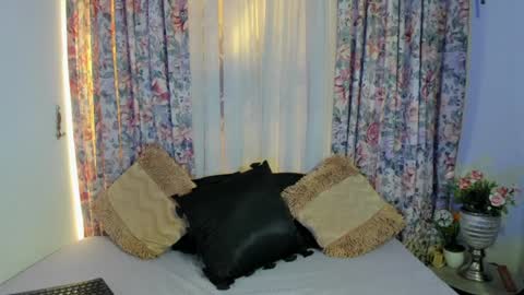 Snapshot of _mizuki chatting on 18, 12, 2024 mizuki  online show from 18, 12, 2024