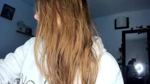     liaaa 4u online show from 25, 12, 2024