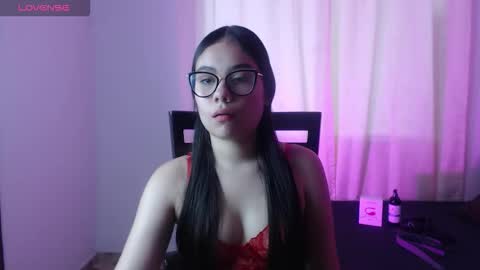 _moon_rosee online show from 27, 2, 2026