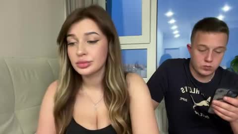 Snapshot of _moonberry_ chatting on 17, 6, 2026 Becca Tony online show from 17, 6, 2026