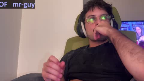 Snapshot of _mrguy_ chatting on 17, 12, 2024 _mrguy_ online show from 17, 12, 2024