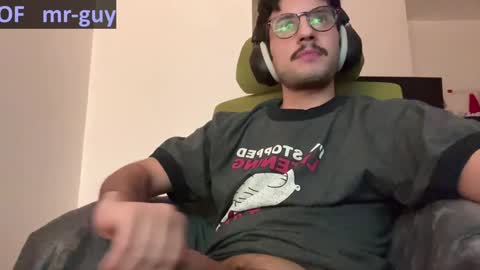 Snapshot of _mrguy_ chatting on 19, 12, 2024 _mrguy_ online show from 19, 12, 2024