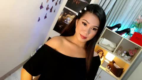 _mysticdoll_ online show from 19, 4, 2026