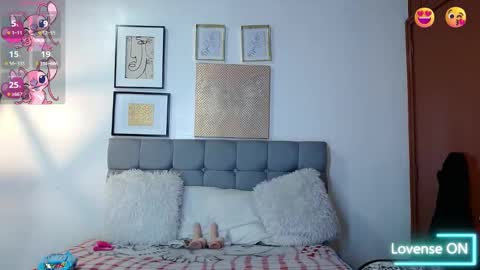 _naomi_s online show from 23, 11, 2025