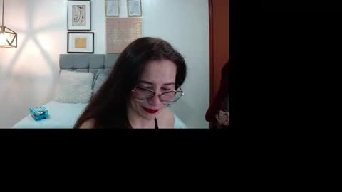 Snapshot of _naomi_s chatting on 16, 5, 2026 _naomi_s online show from 16, 5, 2026