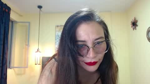 Snapshot of _naomi_s chatting on 31, 5, 2026 _naomi_s online show from 31, 5, 2026