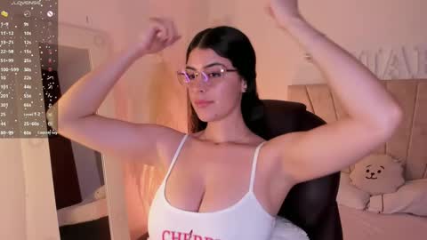 Niah  You can call me Ni or cutie haha online show from 7, 3, 2025