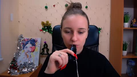 Snapshot of _nicole_new chatting on 27, 12, 2024 Nica online show from 27, 12, 2024