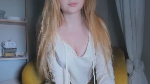 Snapshot of _o0o__ chatting on 25, 11, 2025 Adalin online show from 25, 11, 2025