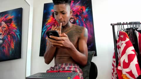 Kevin  online show from 22, 12, 2024