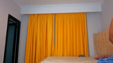 Snapshot of _pashah chatting on 8, 4, 2026 PASHAH online show from 8, 4, 2026