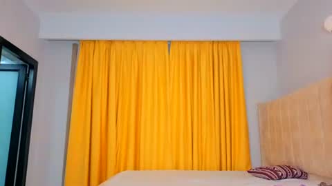 Snapshot of _pashah chatting on 24, 4, 2026 PASHAH online show from 24, 4, 2026