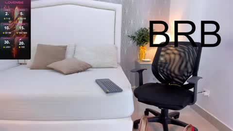 Snapshot of _peach1_ chatting on 4, 2, 2025 peach1 online show from 4, 2, 2025