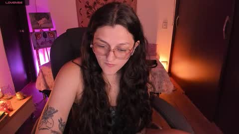 violeta ig  online show from 16, 3, 2026