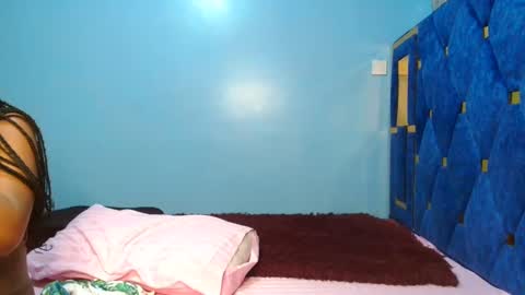 Snapshot of _peach_p chatting on 1, 3, 2025 Peach online show from 1, 3, 2025