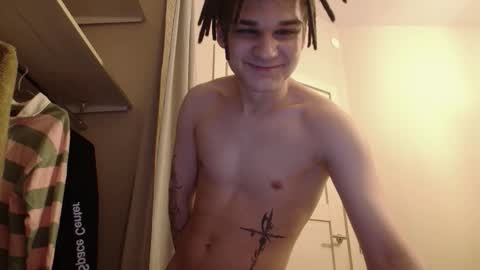 Snapshot of _peachtree_ chatting on 13, 12, 2025 Willie online show from 13, 12, 2025