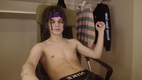 Snapshot of _peachtree_ chatting on 6, 4, 2026 Willie online show from 6, 4, 2026