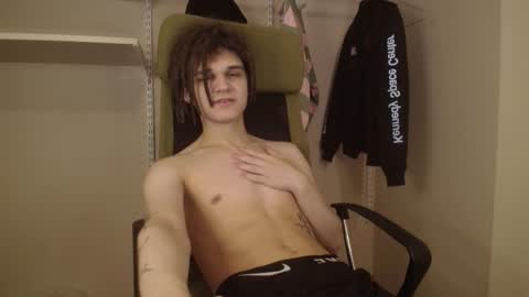 Snapshot of _peachtree_ chatting on 7, 4, 2026 Willie online show from 7, 4, 2026