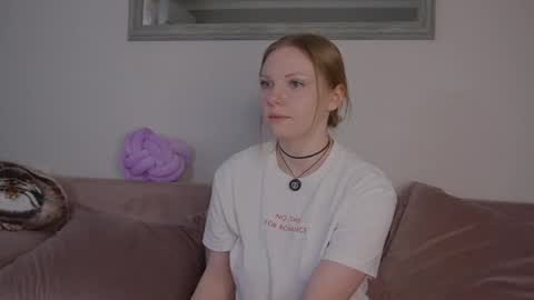 Snapshot of _penisflytrap_ chatting on 29, 4, 2026 Viktoria online show from 29, 4, 2026