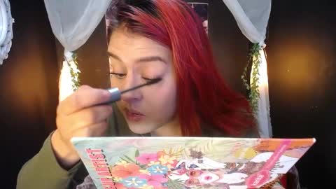 Laura online show from 15, 12, 2024