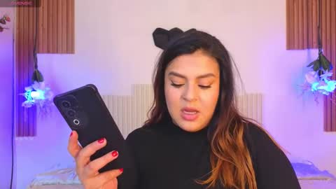 Snapshot of _poison_sweet chatting on 6, 3, 2026 Laura online show from 6, 3, 2026