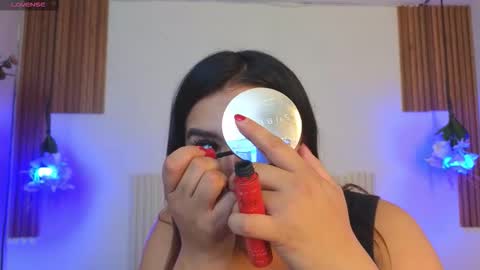 Snapshot of _poison_sweet chatting on 7, 3, 2026 Laura online show from 7, 3, 2026