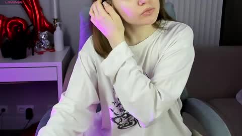 Snapshot of _r_i_n_a_ chatting on 4, 4, 2026 Rina online show from 4, 4, 2026