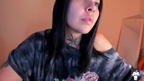 Snapshot of _rachell1 chatting on 25, 11, 2025 Stefany online show from 25, 11, 2025