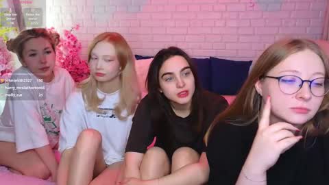 Snapshot of _ramune_ chatting on 10, 3, 2025 Merlizz Eva Jane Mila Nicole left to right online show from 10, 3, 2025