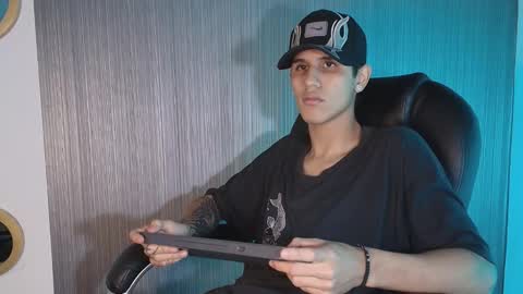 Snapshot of _realwav chatting on 13, 10, 2025 wav online show from 13, 10, 2025