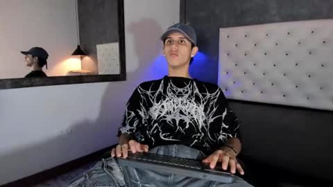 Snapshot of _realwav chatting on 25, 11, 2025 wav online show from 25, 11, 2025