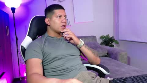 Snapshot of _robertobaggio chatting on 12, 5, 2026 Roberto online show from 12, 5, 2026