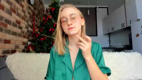 Snapshot of _ruby_kim chatting on 14, 12, 2025 Ruby online show from 14, 12, 2025