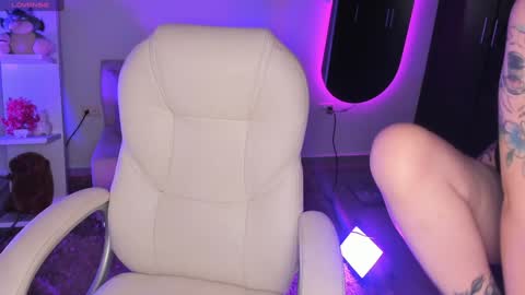   online show from 17, 1, 2025