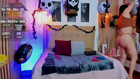 Snapshot of _samanthaa_foxx chatting on 30, 10, 2025 SAMANTHA FOX online show from 30, 10, 2025