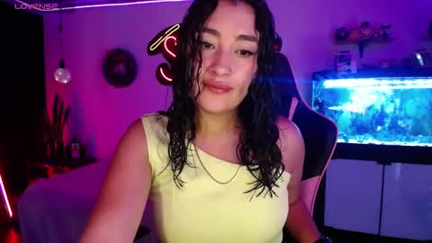  SantaLove  online show from 17, 12, 2024