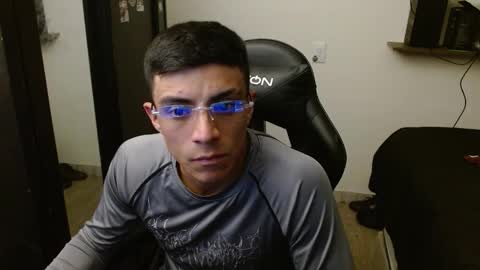 Snapshot of _schnnneider_ chatting on 10, 3, 2026 SCHNEIDER online show from 10, 3, 2026