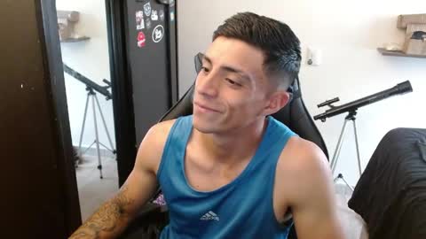 Snapshot of _schnnneider_ chatting on 13, 4, 2026 SCHNEIDER online show from 13, 4, 2026