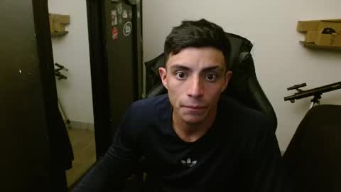 Snapshot of _schnnneider_ chatting on 18, 4, 2026 SCHNEIDER online show from 18, 4, 2026