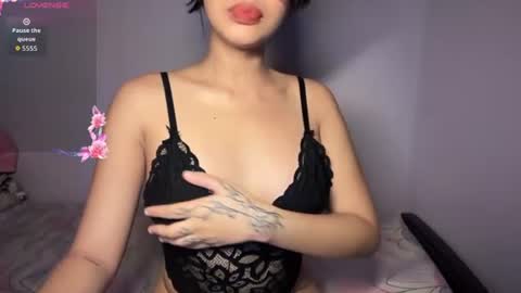Snapshot of _schorphoezz chatting on 7, 7, 2026 Jd online show from 7, 7, 2026