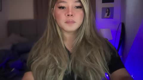 Snapshot of _seductive_jane chatting on 10, 4, 2026 ENAJ online show from 10, 4, 2026