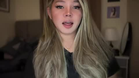 Snapshot of _seductive_jane chatting on 11, 4, 2026 ENAJ online show from 11, 4, 2026