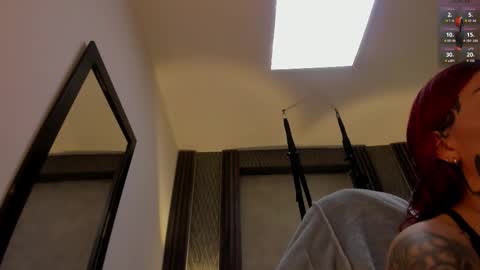 Selene online show from 4, 10, 2025