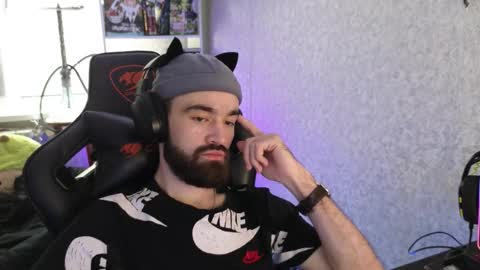 Snapshot of _serious_man chatting on 2, 11, 2025 Ask me online show from 2, 11, 2025