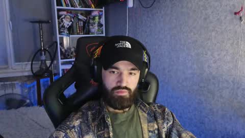 Snapshot of _serious_man chatting on 14, 12, 2025 Ask me online show from 14, 12, 2025