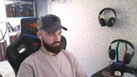 Snapshot of _serious_man chatting on 11, 3, 2026 Ask me online show from 11, 3, 2026