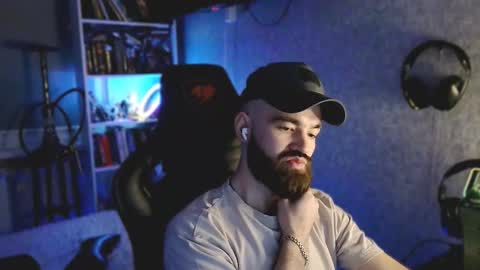 Snapshot of _serious_man chatting on 11, 3, 2026 Ask me online show from 11, 3, 2026