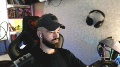 Snapshot of _serious_man chatting on 3, 4, 2026 Ask me online show from 3, 4, 2026